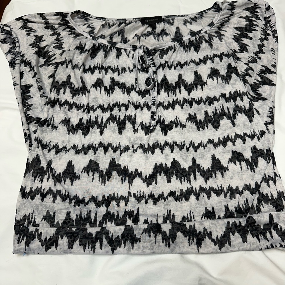 Stylish Black and white Women's Top